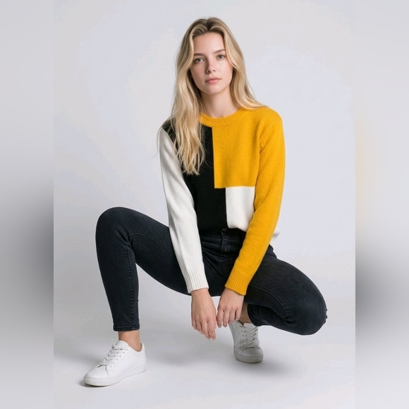 Color Block Knit Sweater - Picture 6 of 13